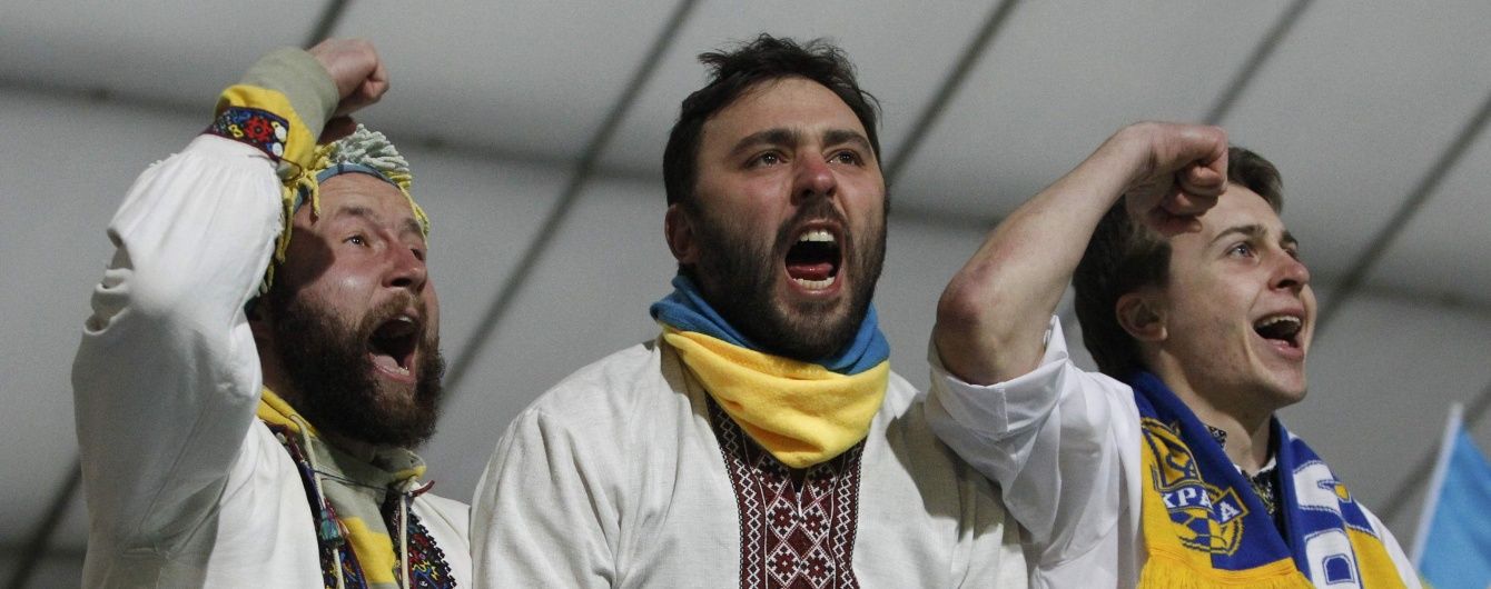 Українці зможуть отримати візу у Францію на Євро-2016 за "легким пакетом документів"
