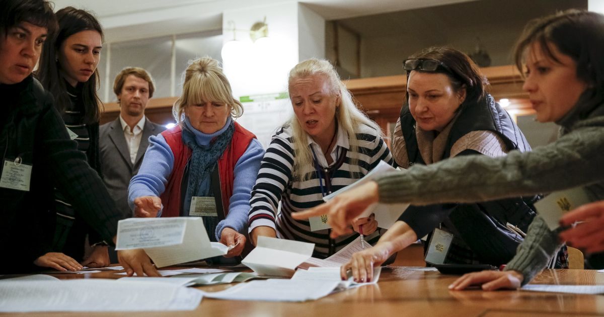 В Сумах подсчитали 50% голосов: лидирует действующий городской глава. Инфографика