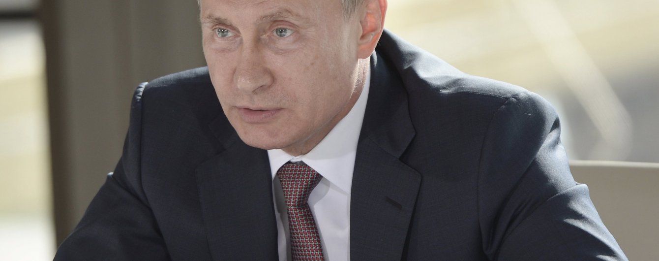 Путін вважає розпад СРСР "трагедією століття"
