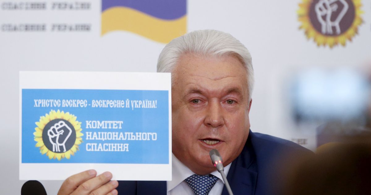 Беглец-"спаситель" Олейник хочет признать Крым российским и дать самостоятельность Донбассу