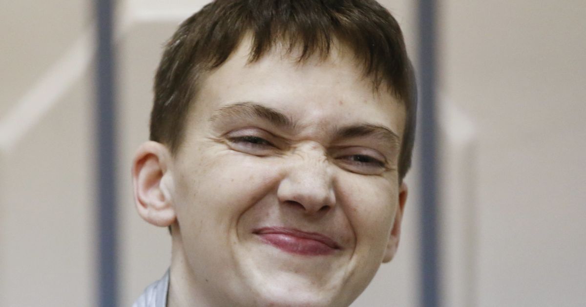 Судья запрещает кивать головой присутствующим на заседании по Савченко