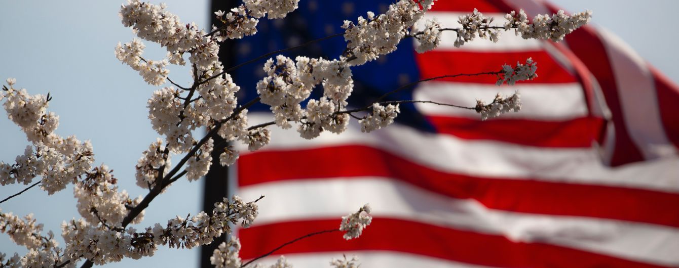 Государственный долг США достиг рекордных 22 триллионов долларов