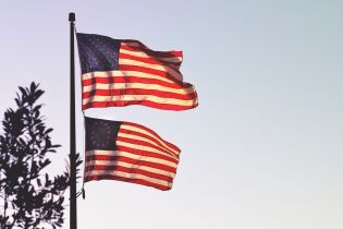 Загроза виборам у США та авіакатастрофа в Індії. П'ять новин, які ви могли проспати