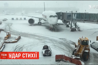 "В плену стихии". Зимняя непогода парализовала работу одного из крупнейших аэропортов Германии