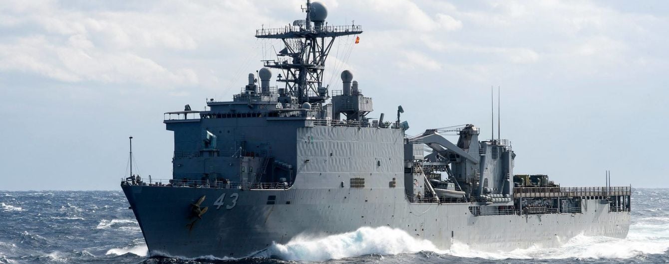 В Черное море направляется десантный корабль морской пехоты США