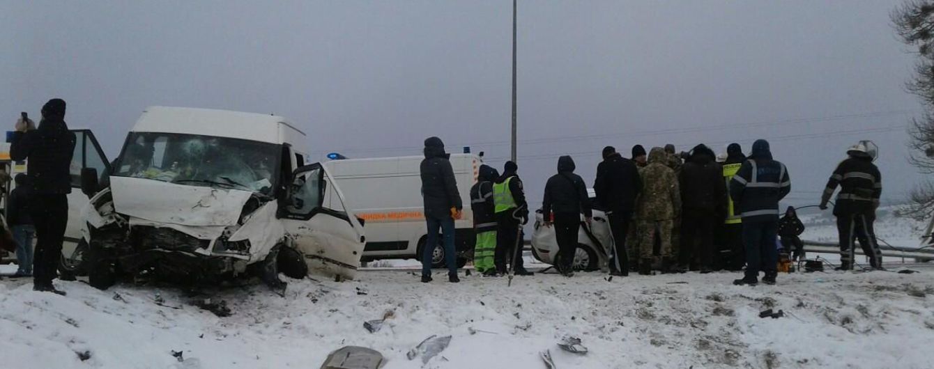 Смертельна аварія на трасі Київ-Чоп: поліція назвала винуватця ДТП