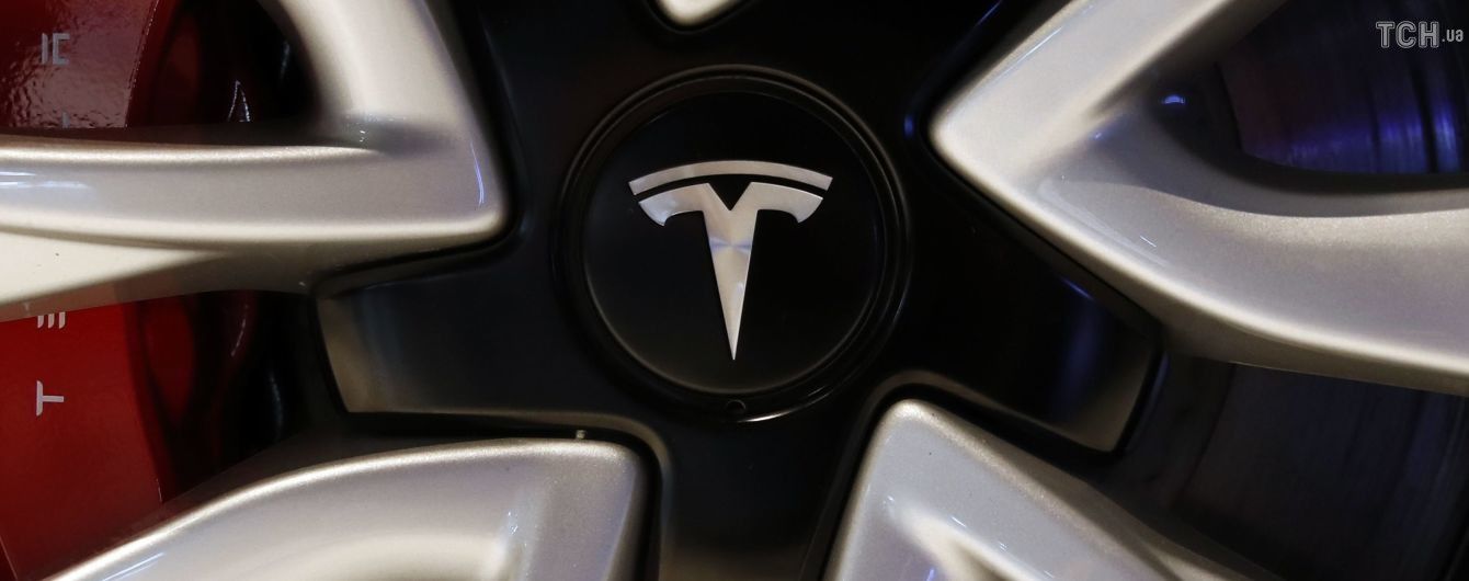 Мошенники из Одессы "основали" в Украине представительство Tesla и выманили тысячи долларов