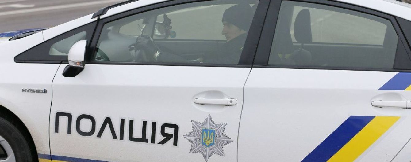 На Рівненщині поліція затримала п'яного водія за кермом іномарки з номерами Верховної Ради