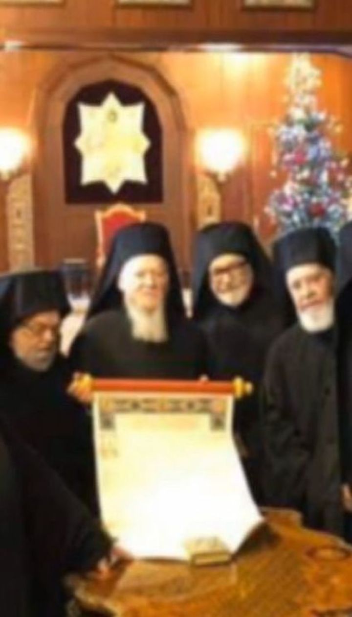   Finalization: all the members of the ecumenical patriarchate synod signed Tomos on autocephaly 