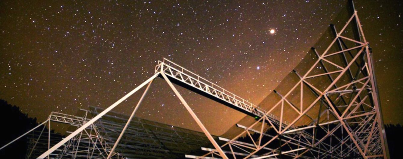 Таинственные сигналы в глубоком космосе могут выдавать инопланетяне - канадские ученые