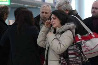 В Турцию доставили тела убитых в Харькове студенток