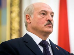 "Сказал не то, обзовут еще похлеще": Лукашенко обещает "навести порядок" со свободой слова в Беларуси