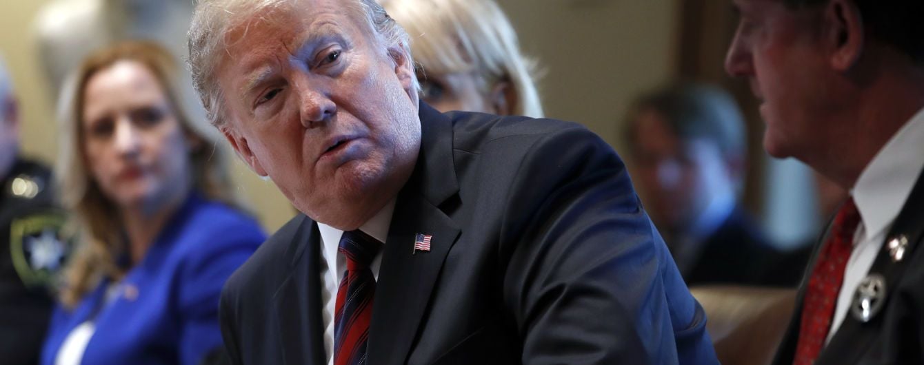 Санкции и новый лидер: Трамп может признать главу оппозиции в Венесуэлы законным президентом