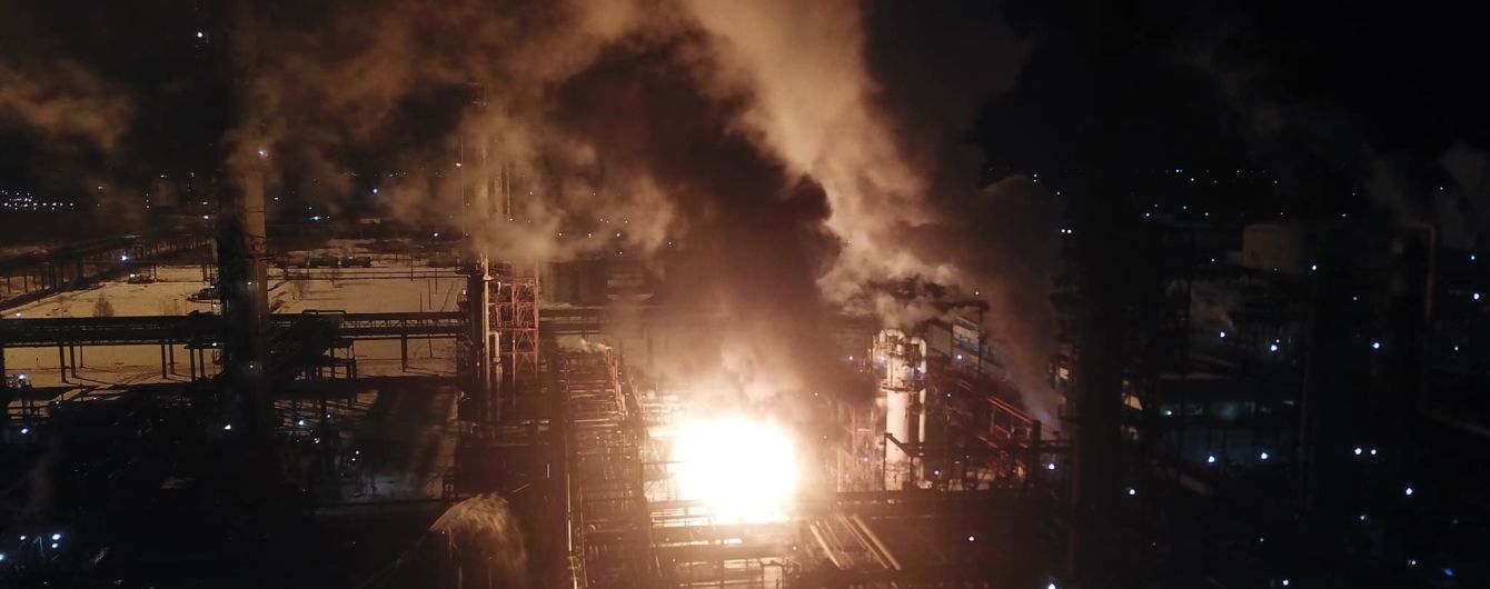 Пожежу на заводі в Калуші загасили