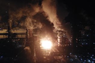 Пожежу на заводі в Калуші загасили