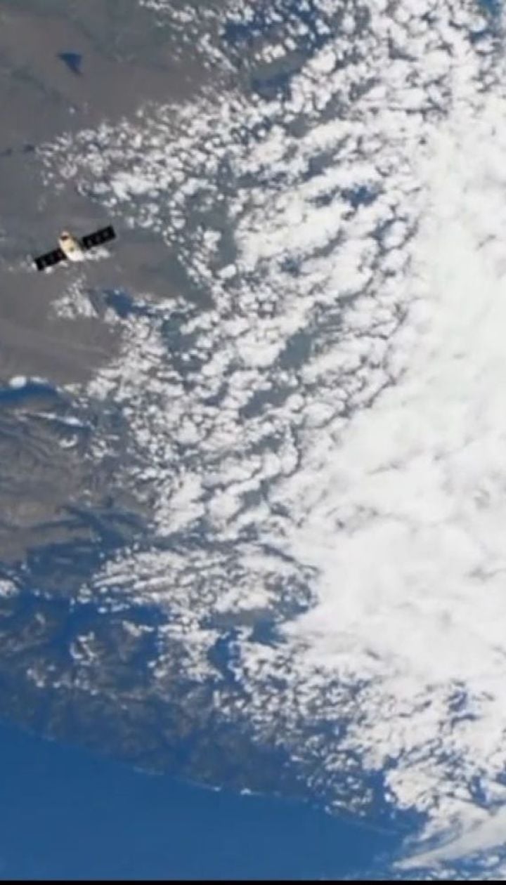 NASA опублікувало унікальні кадри польоту космічного корабля Dragon