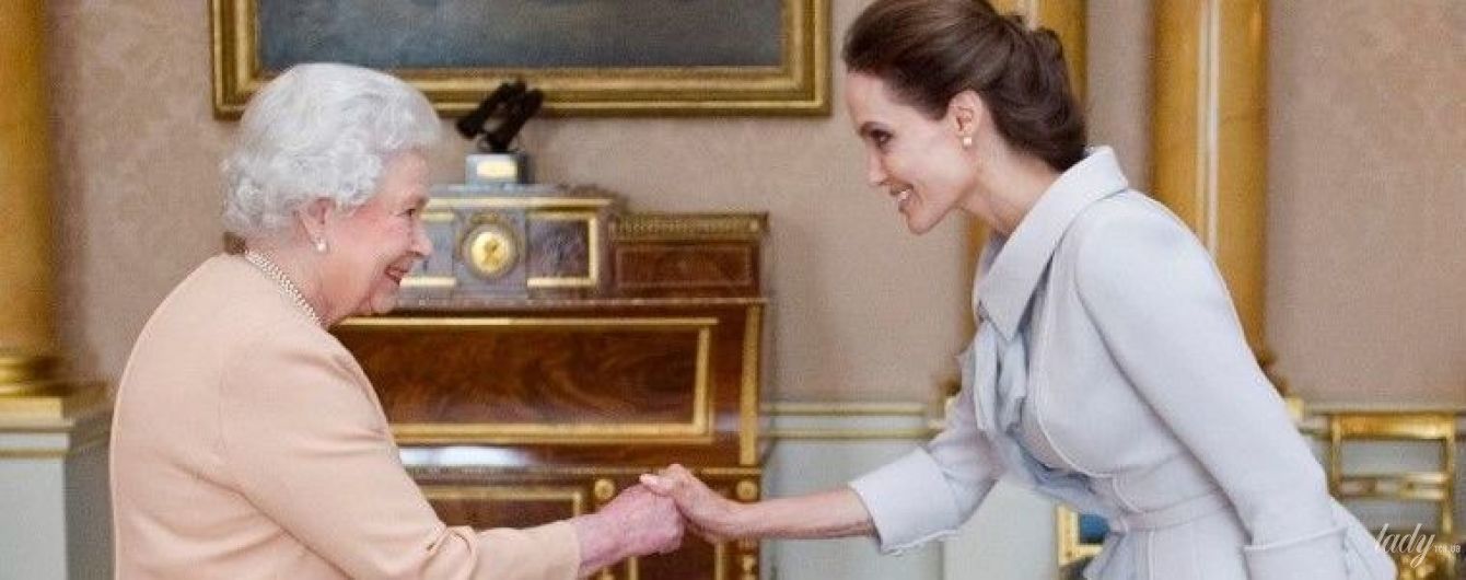 Сьома вода на киселі: зірки та їхні "королівські" родичі