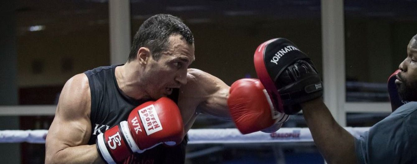 Володимир Кличко назвав "фейком" своє повернення у бокс