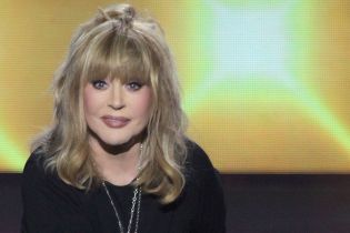 Алла Пугачева едва не задохнулась на съемках шоу