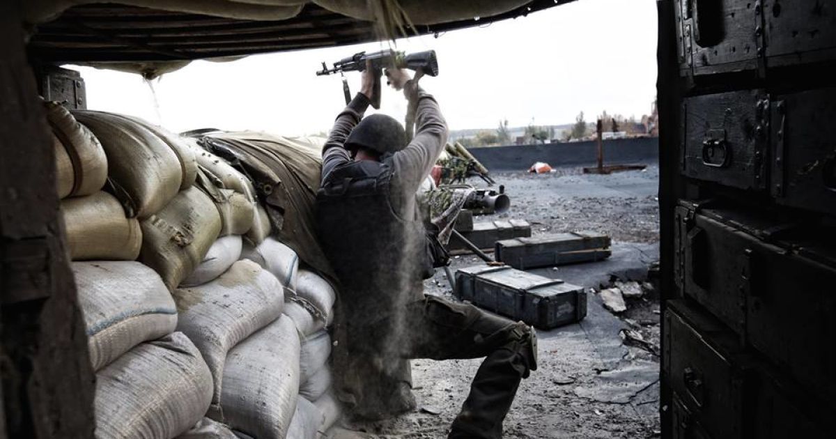 У Києві за загиблими кіборгами із ДАП відслужили панахиду, а у Дніпрі - влаштували пам'ятний флешмоб