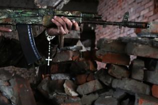Не выстоял бетон: фотограф "киборгов" напомнил о героической обороне ДАП