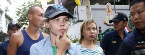 "З мене досить": скандальна Настя Рибка відхрестилась від компромату на олігарха Дерипаску
