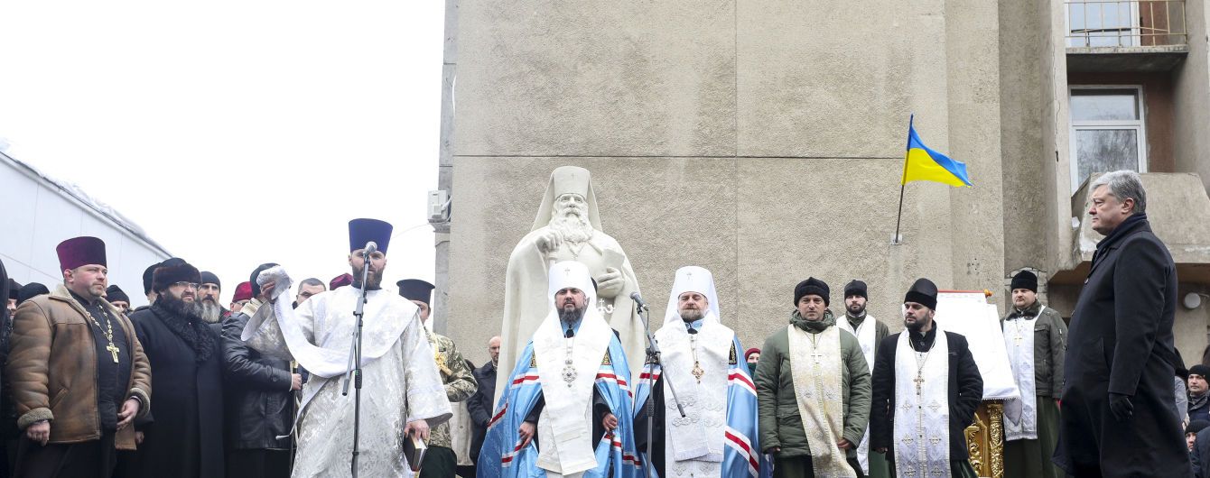 "Вас Господь попустить". Порошенко відмовився відповідати черкащанину на запитання про корупцію