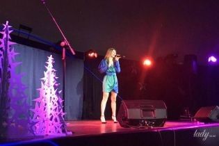Презентация нового сезона шоу "Голос країни": TAYANNA в мини, Христина Соловий в белом платье с декольте