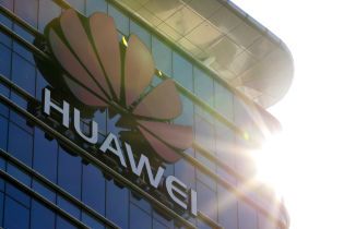 Справа Huawei: Пекін відмовився від зустрічі очільників МЗС Китаю та Чехії