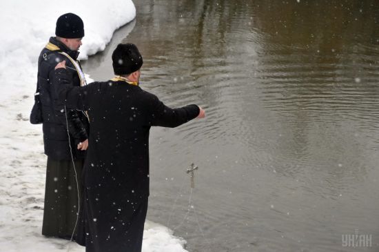 Народні прикмети, обряди та звичаї 19 січня
