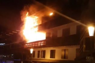 Серед загиблих та постраждалих від пожежі в Куршевелі немає українців – МЗС