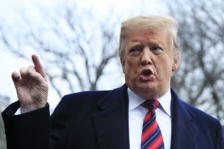 Трамп відправив у Конгрес лист про надзвичайний стан в США