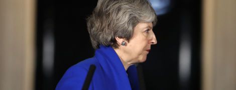 Мей заявила про прогрес на переговорах з Юнкером про Brexit