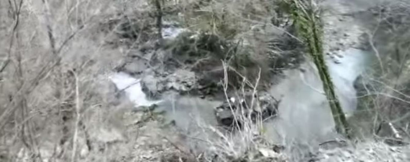 В Абхазії російський БТР впав в ущелину, троє військових загинули