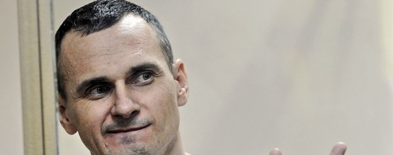 "Просит передать привет украинцам". Сенцов в письме из тюрьмы поблагодарил за помощь