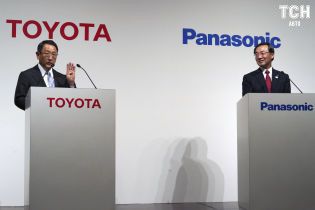 Toyota та Panasonic готуються до агресивного виробництва батарей