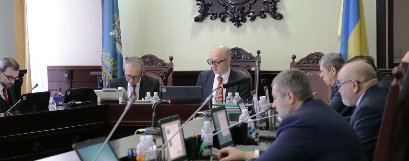 Ще 10 сумнівних кандидатів вибули з конкурсу до Антикорупційного суду