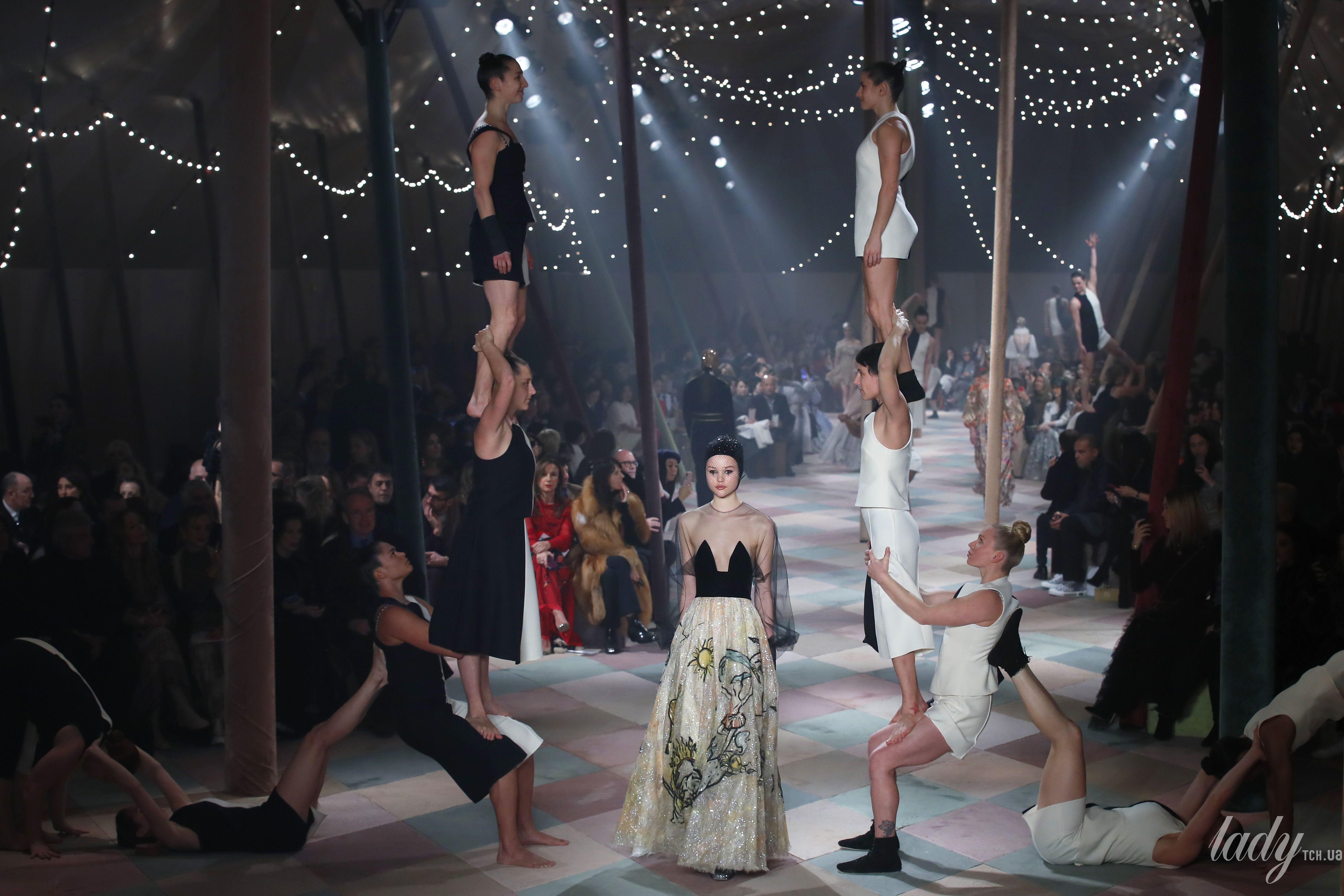 Коллекция Christian Dior Couture весна-лето 2019_4