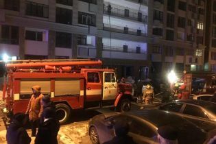 На столичному Печерську горіла багатоповерхівка: було задимлено 11 поверхів