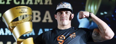 WBC отметила украинских чемпионов Усика и Гвоздика