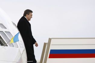 Януковича прооперировали, он проходит реабилитацию – адвокат
