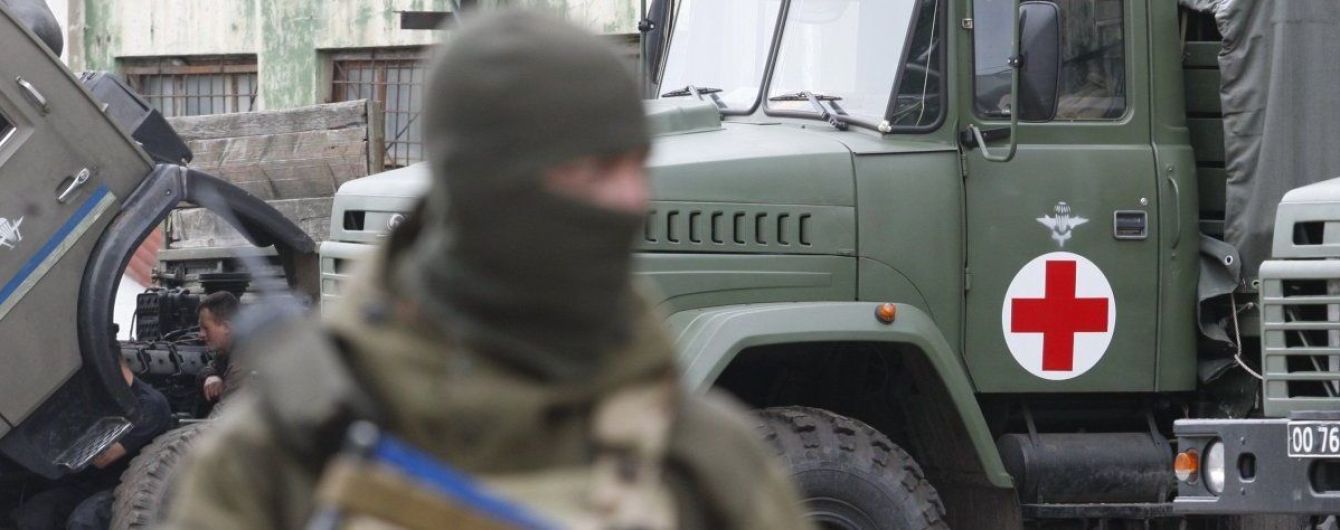 "Червоний Хрест" відправив на Донбас вантажівки з продуктами та засобами гігієни