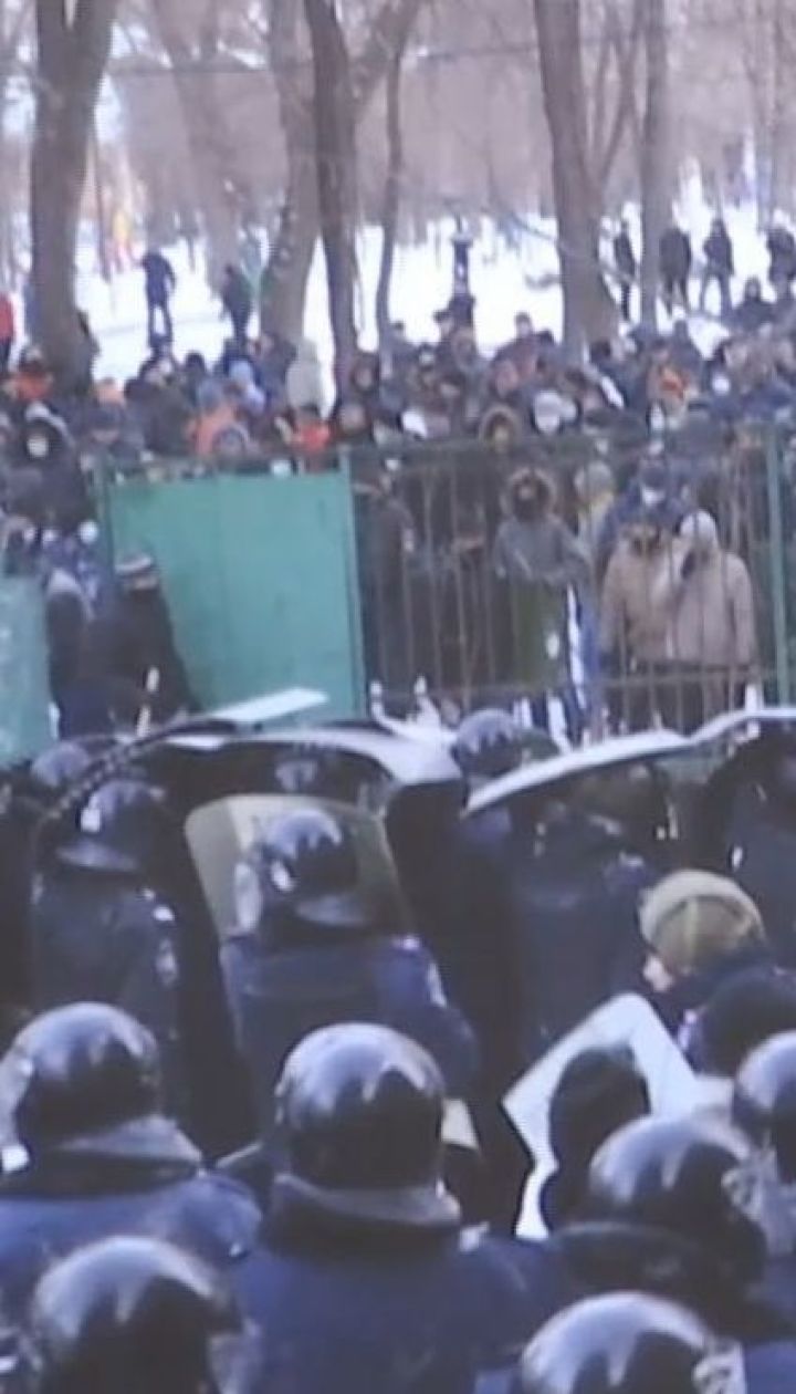 Пам’ять про Євромайдан: у Дніпрі згадали битву з тітушками, що сталася п’ять років тому