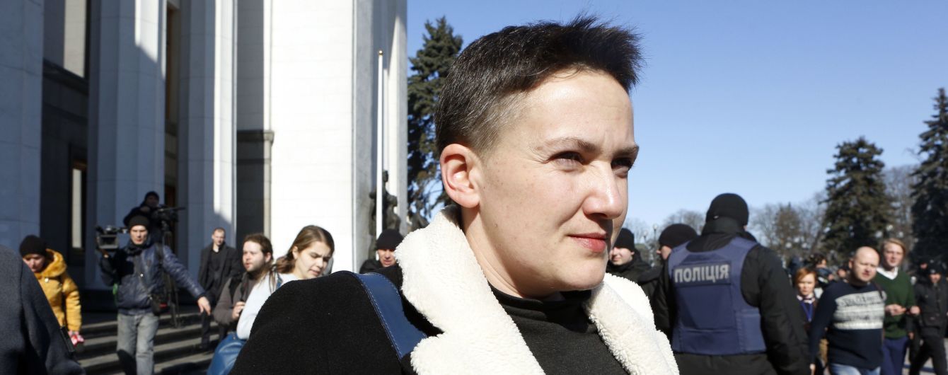 Суд продлил арест Савченко и Рубана