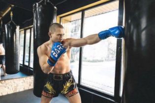 Україна вимагатиме екстрадиції затриманого в Росії кікбоксера