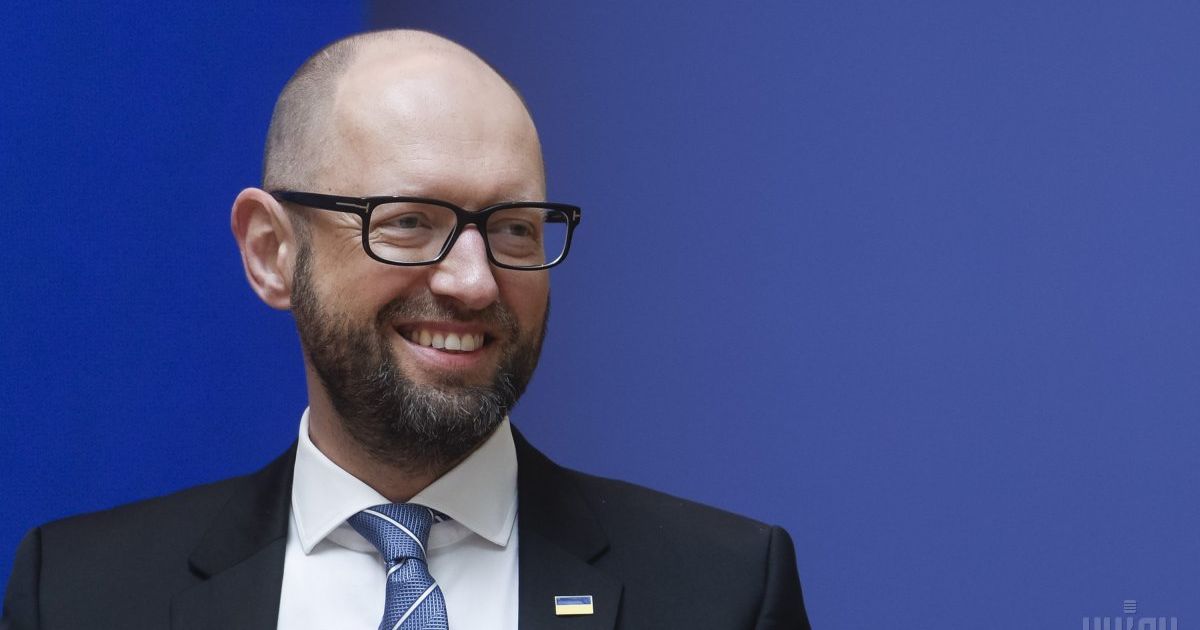 Яценюк потролив слідчий комітет РФ згадкою про Сирію та Ірак