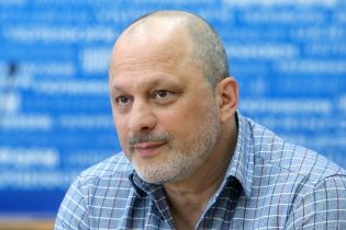 Аласания подал в суд из-за своего увольнения