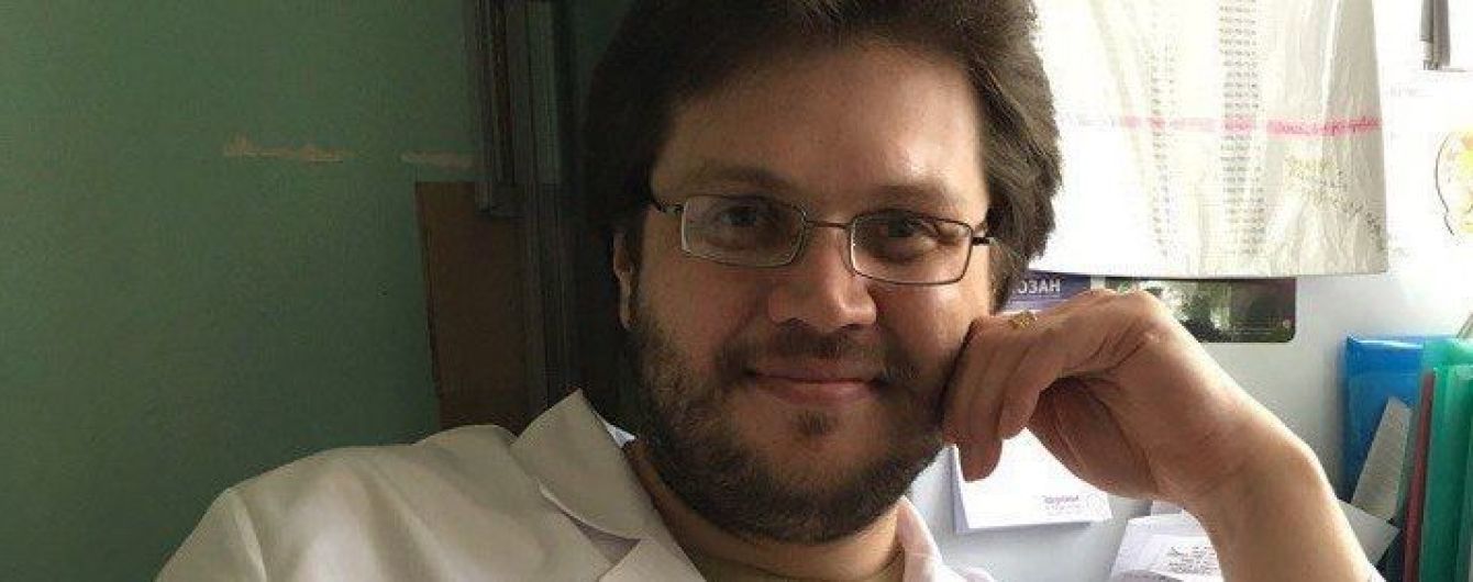 В России жестоко убивший одноклассника шизофреник устроился работать врачом. Его разоблачил психиатр