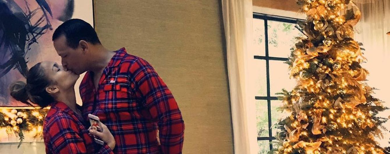 Влюбленная Дженнифер Лопес публично призналась в любви Алексу Родригесу