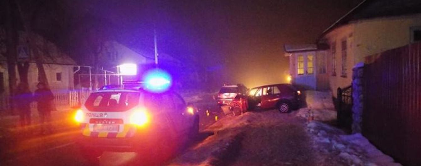 В Тернопольской области пьяный водитель сбил полицейского и еще двух человек